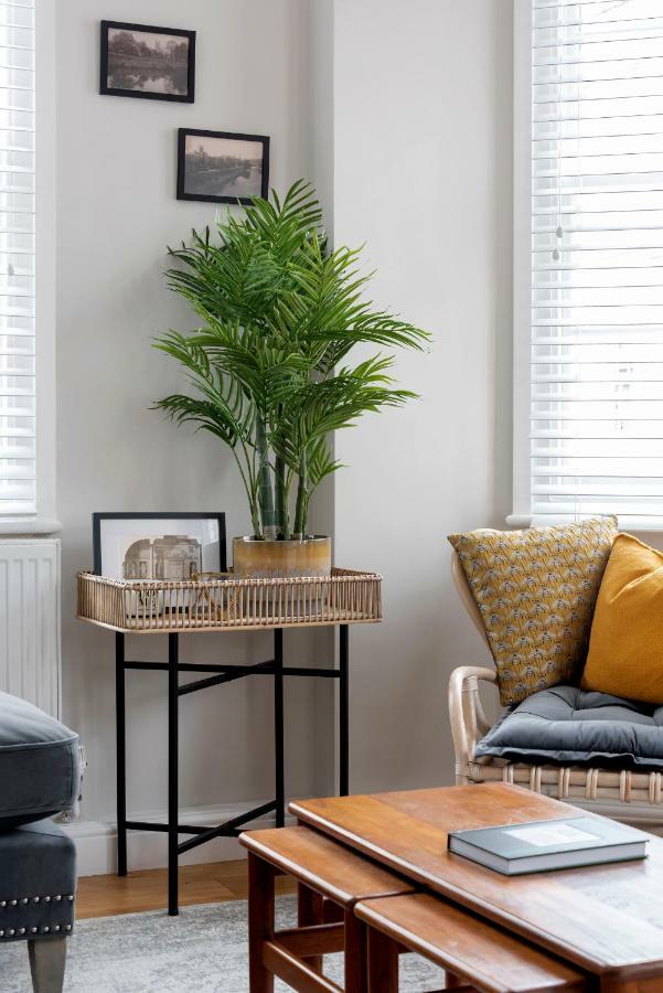 Superior Luxury - City Centre Apartment Bath