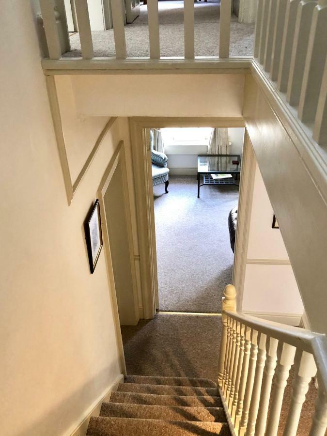 Lauras Townhouse Lansdown Slope Townhouse
