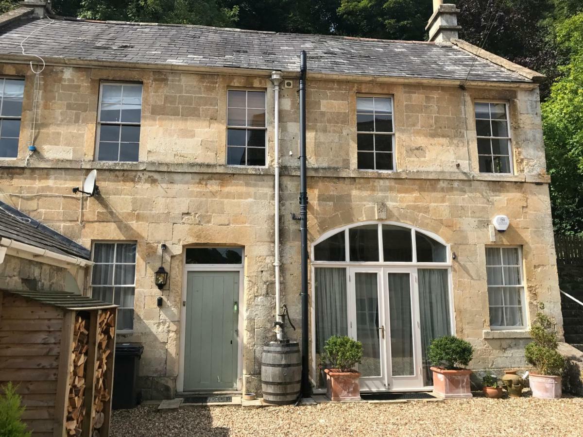 Berkeley Coach House, Near * Bath