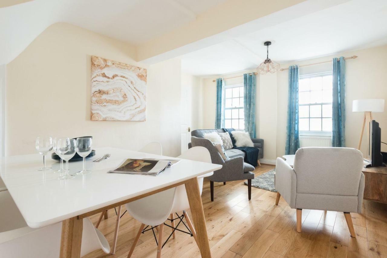 Apartment The Lapis Lounge - Large 3bdr House At River Avon Bath