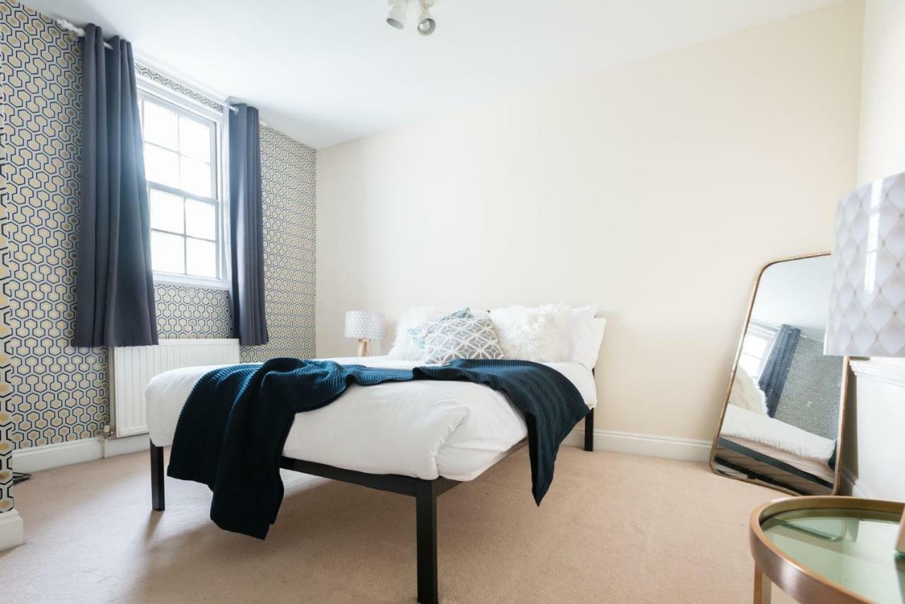 Apartment The Lapis Lounge - Large 3bdr House At River Avon Bath