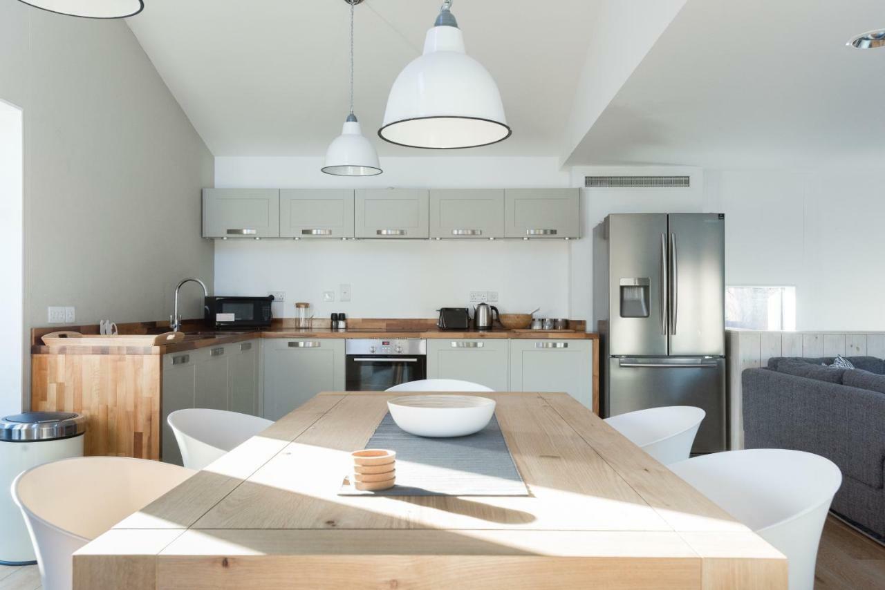 Apartment The Cliffside Loft - Distinctly Modern 3 Bdr Riverside *