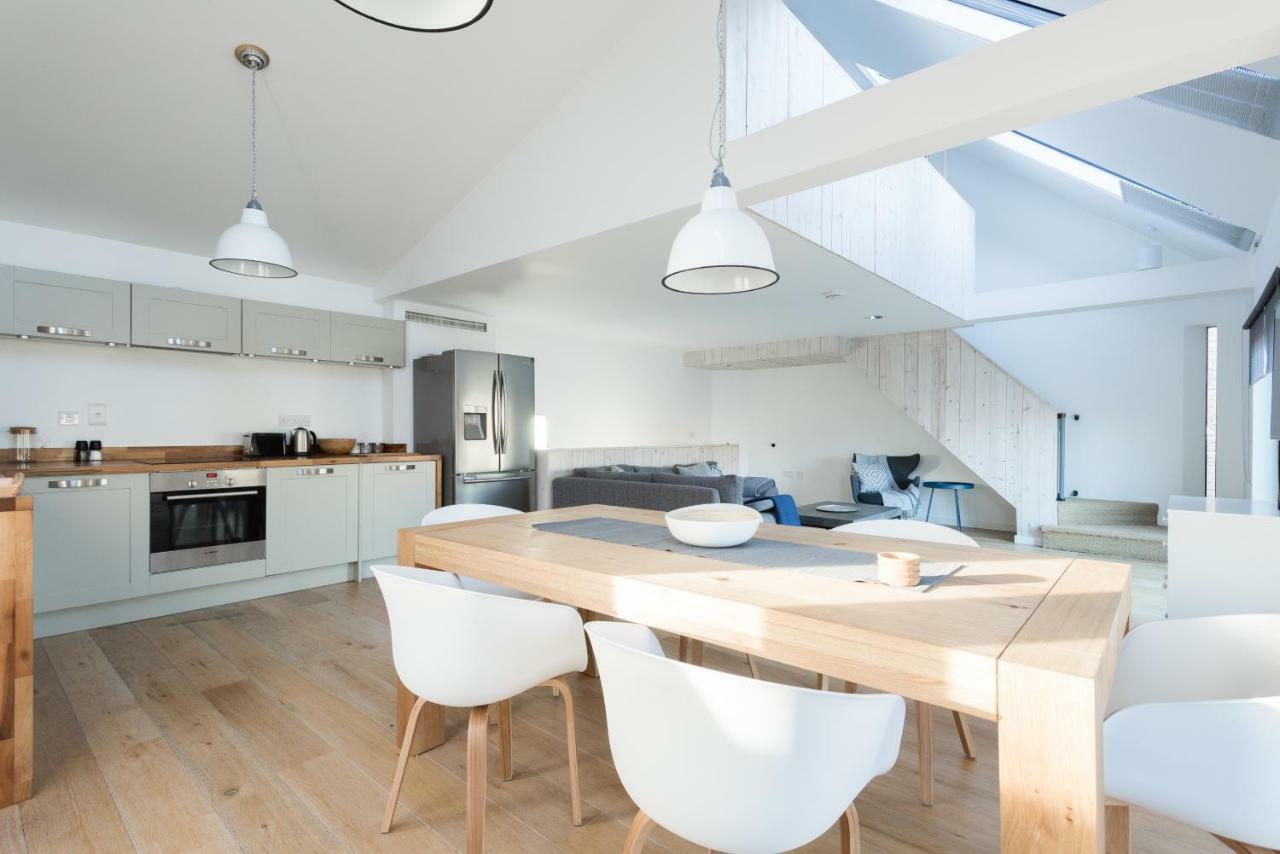 Apartment The Cliffside Loft - Distinctly Modern 3 Bdr Riverside Bath