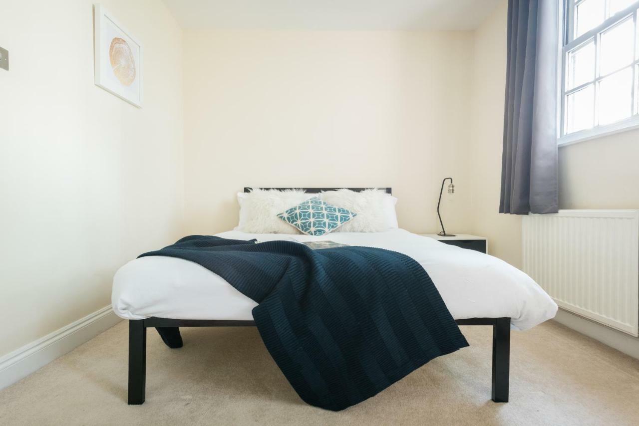 Apartment The Lapis Lounge - Large 3bdr House At River Avon *