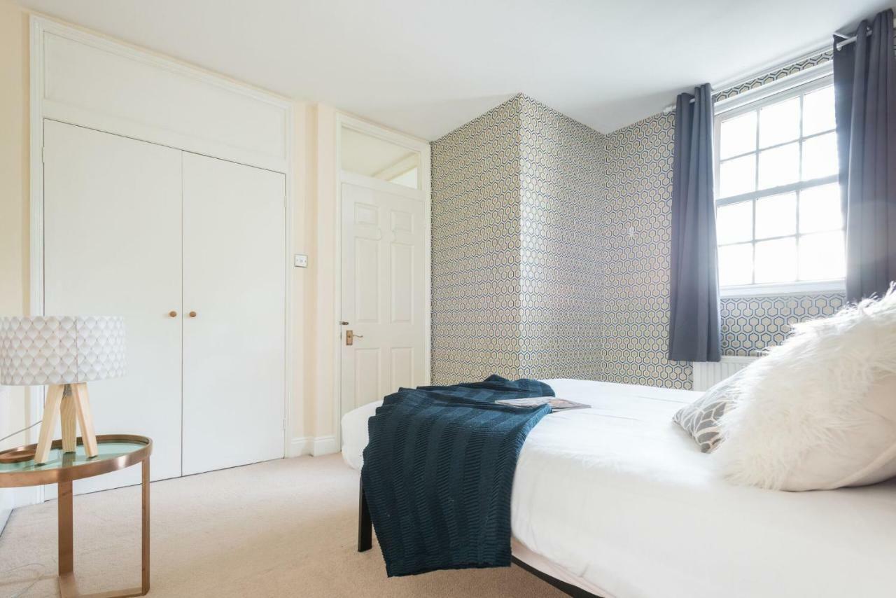 The Lapis Lounge - Large 3bdr House At River Avon