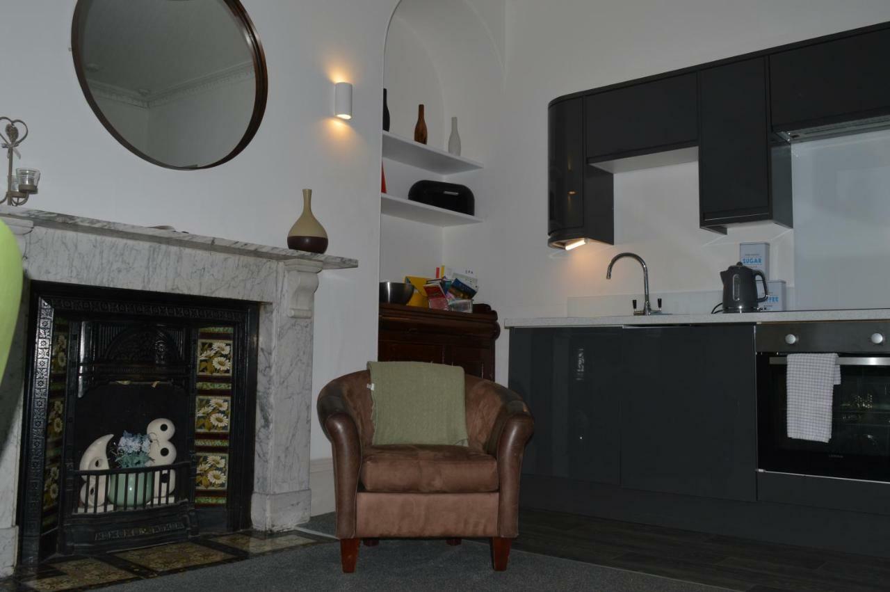 Ground Floor City Retreat Apartment *