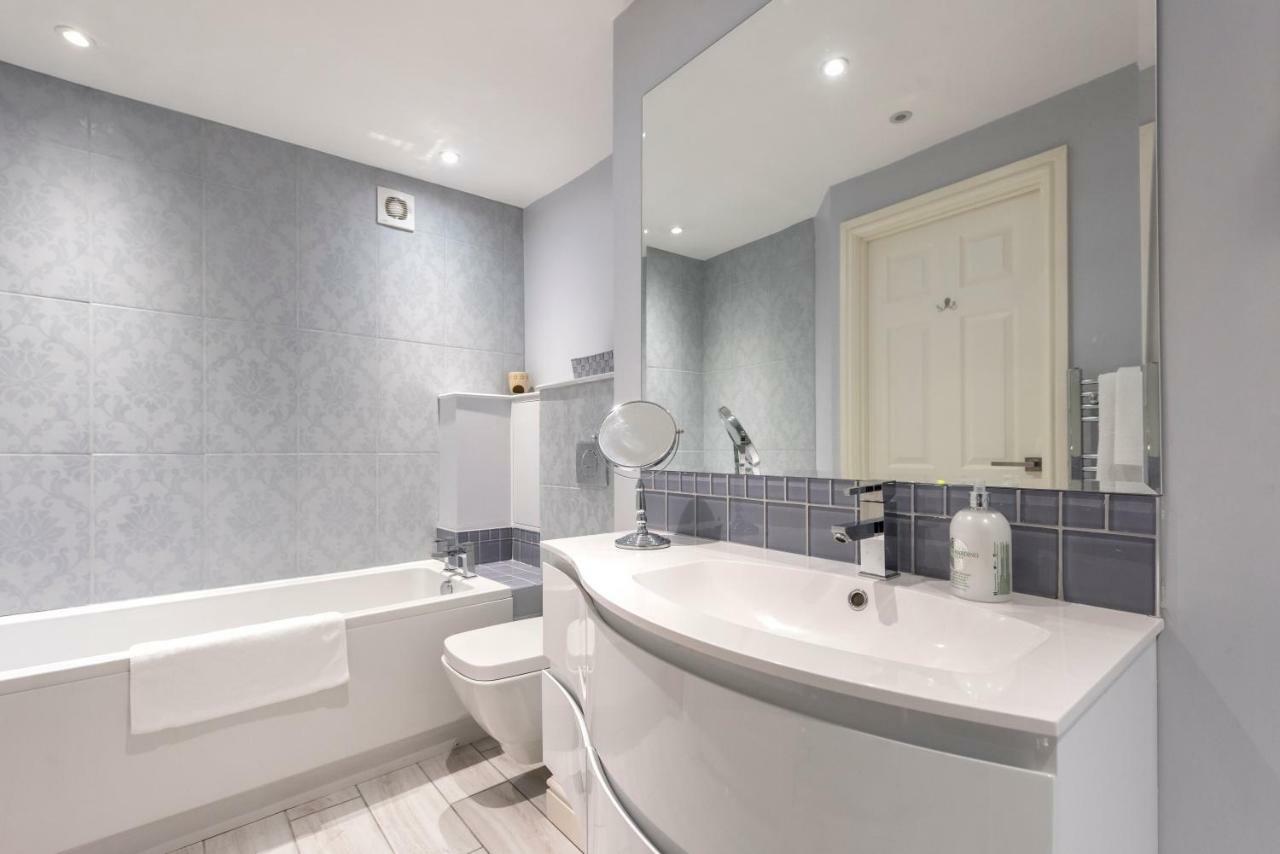 Holiday home Chatham House - Central Townhouse