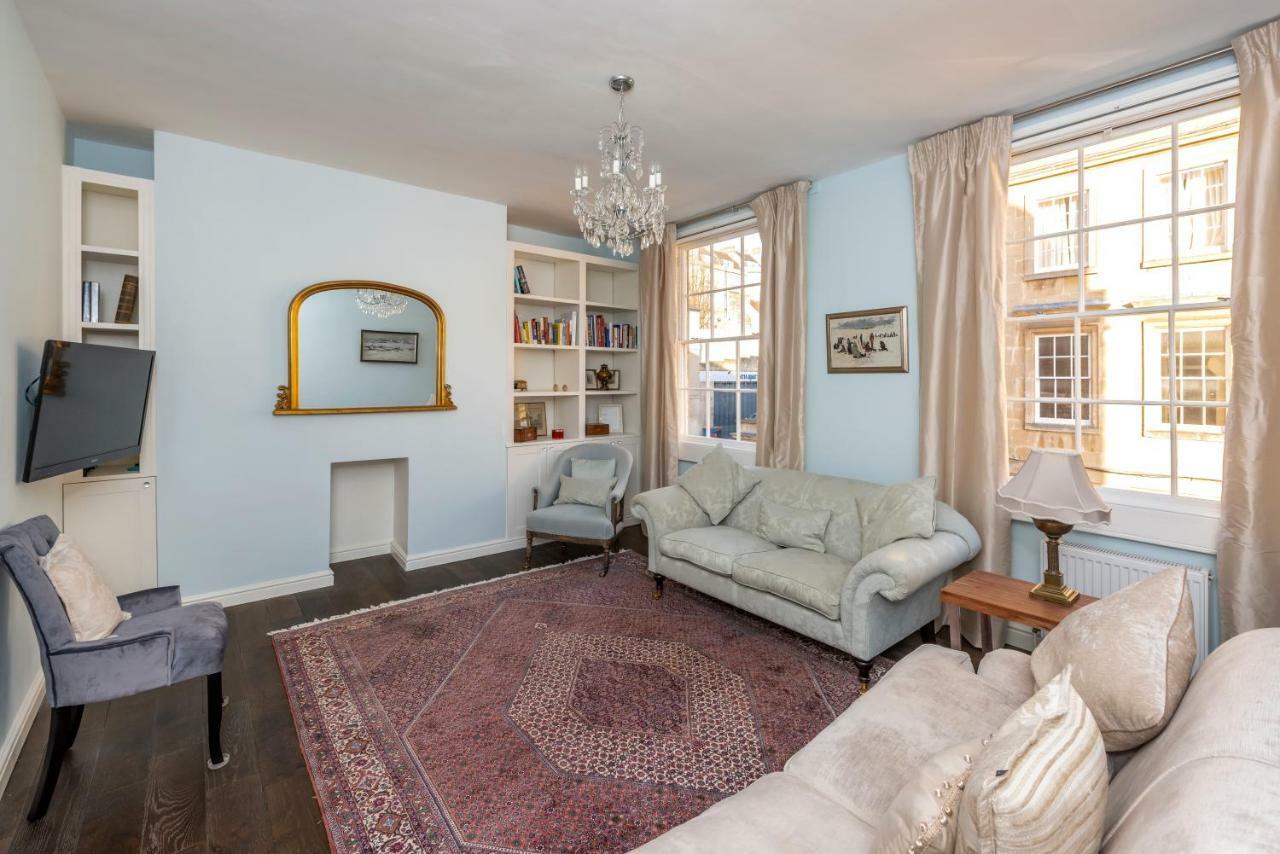 Chatham House - Central Townhouse *
