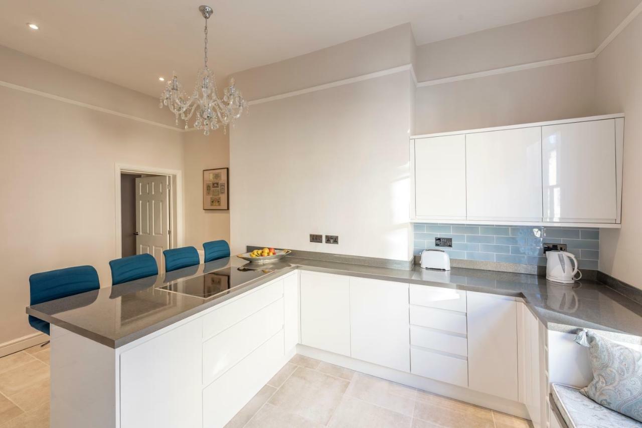 Chatham House - Central Townhouse Holiday home *