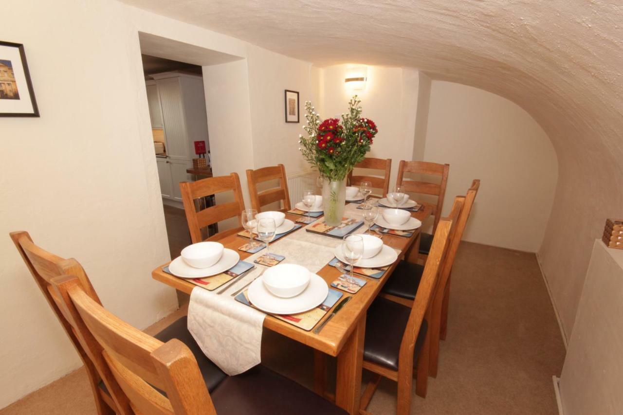 Wellsway House Holiday home *