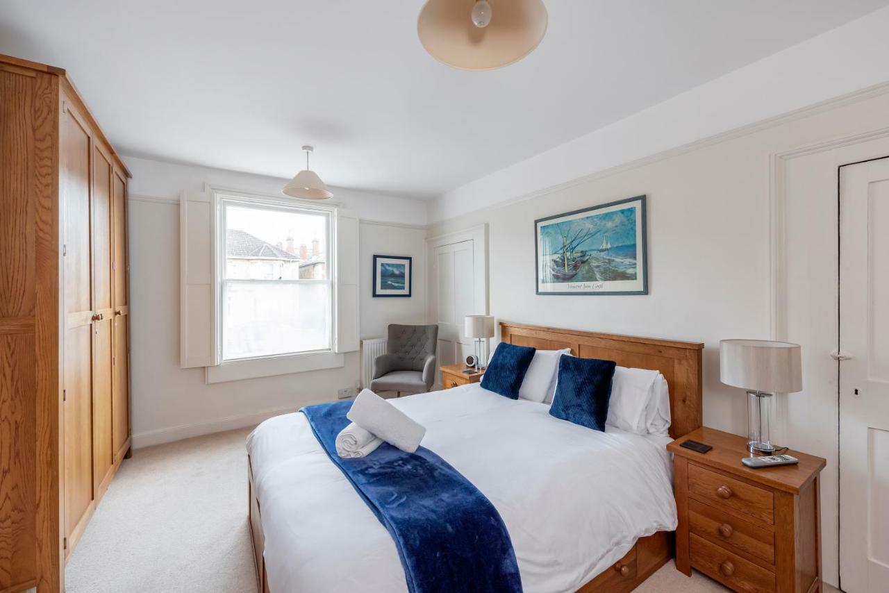 Wellsway House Holiday home *