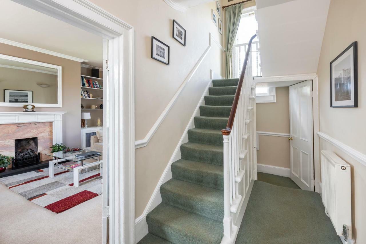 Wellsway House Holiday home *