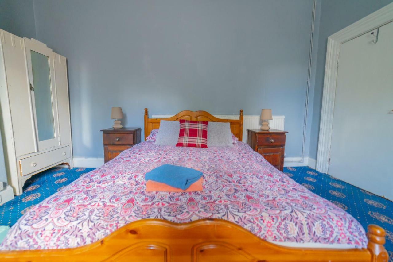 Holiday home Stag And Hen Friendly House With Parking *