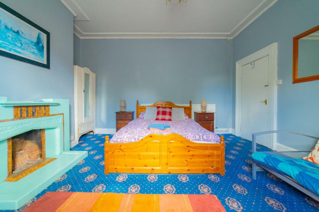 Stag And Hen Friendly House With Parking Holiday home Bath