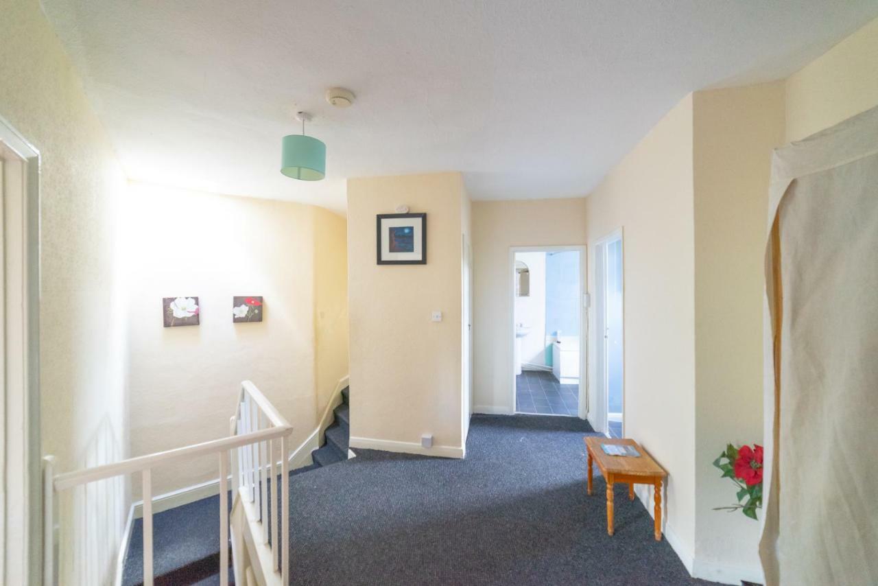 Holiday home Stag And Hen Friendly House With Parking *