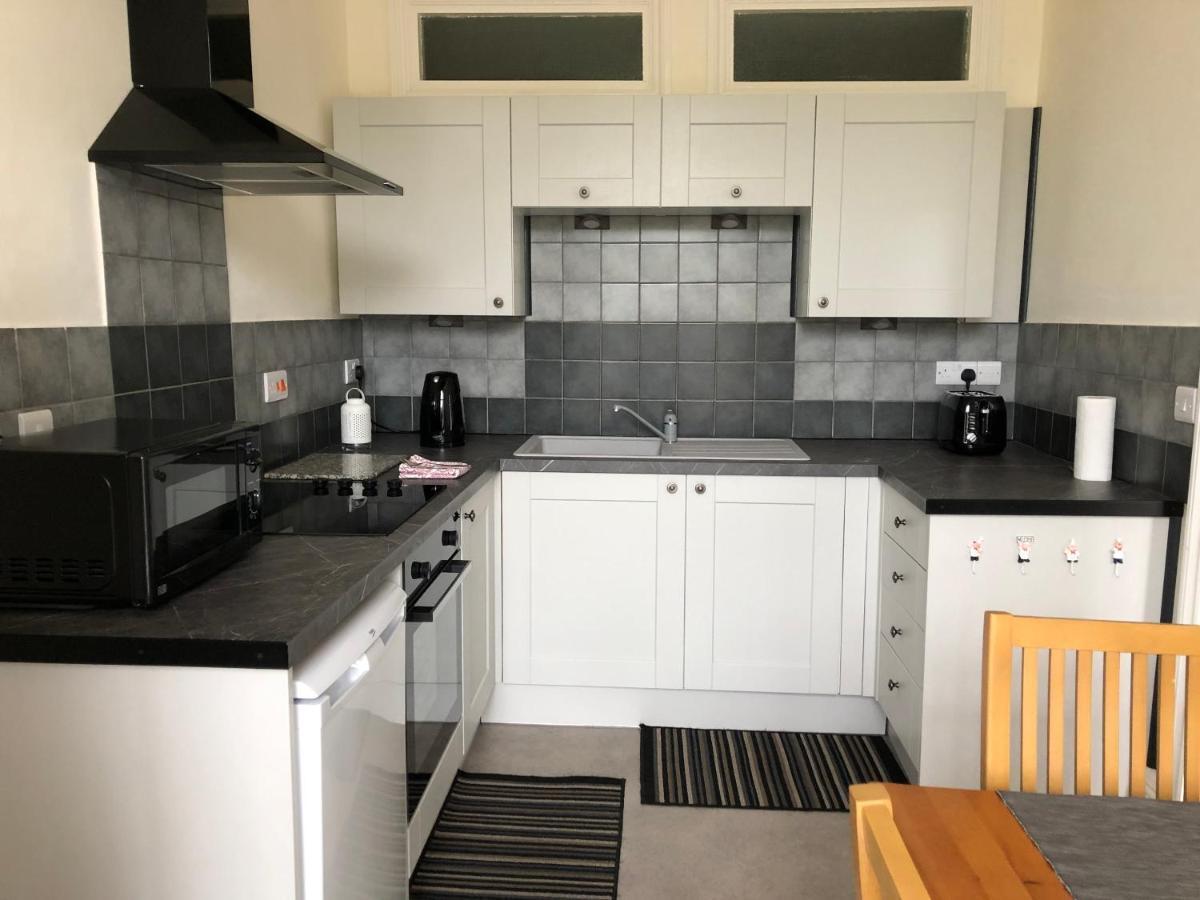 Apartment Grosvenor Place Spacious Studio