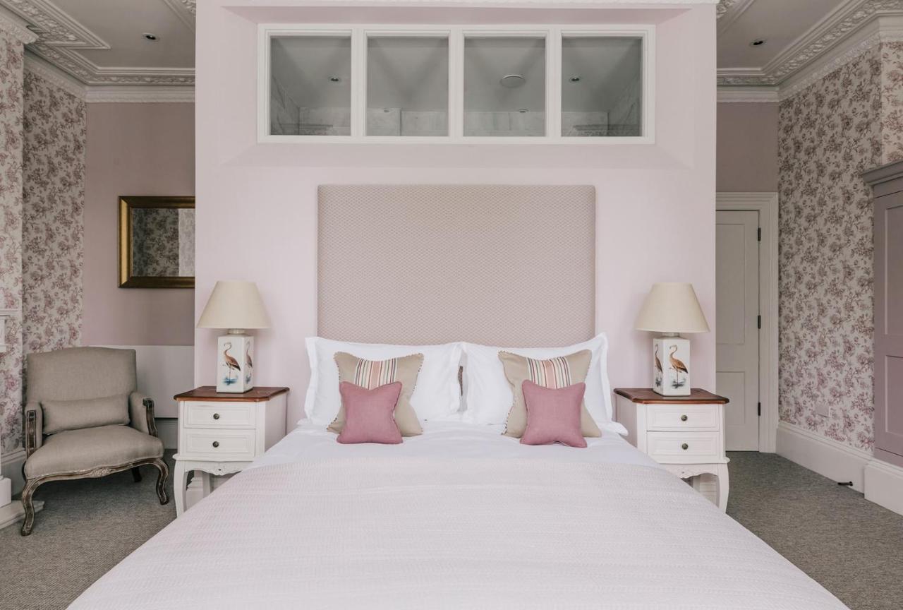 Tyndall Boutique Bath