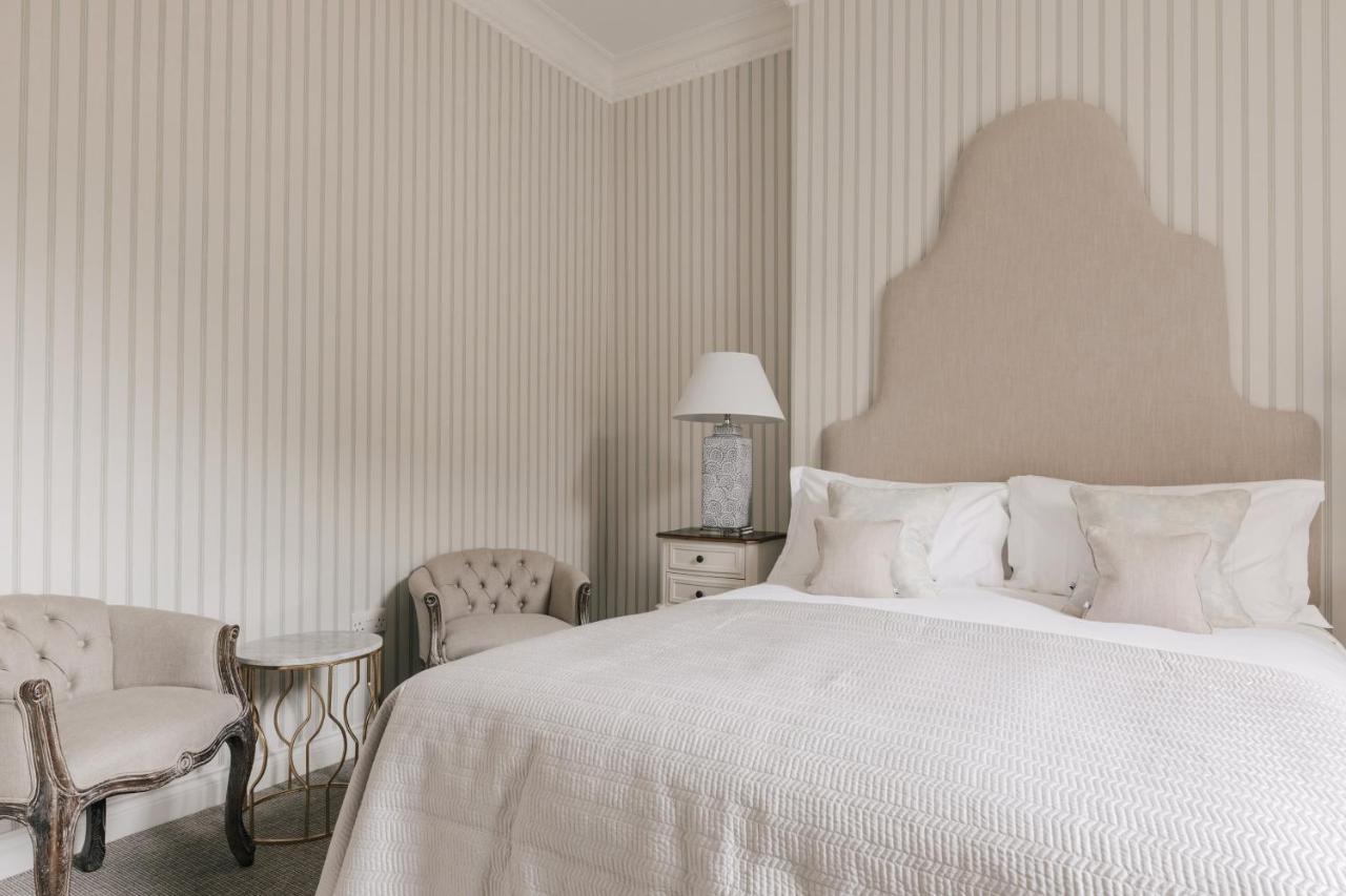 Tyndall Boutique Bath