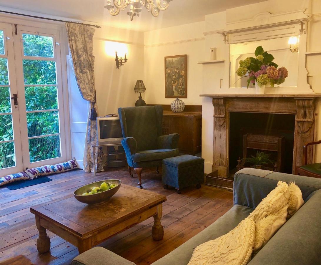 Apartment Lauras Townhouse Grand Garden Bath