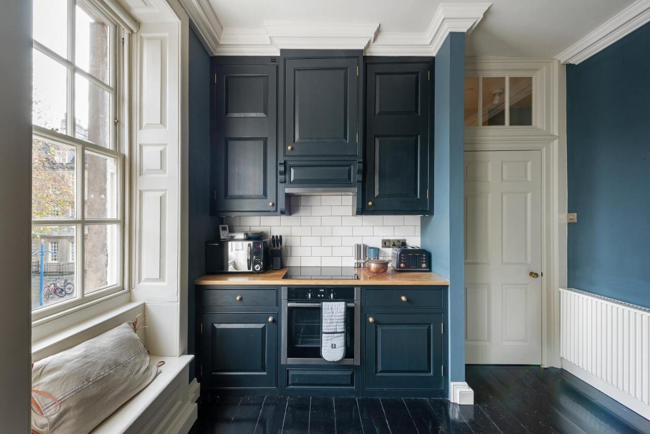 Superior Rosewell House - Centre Apartment
