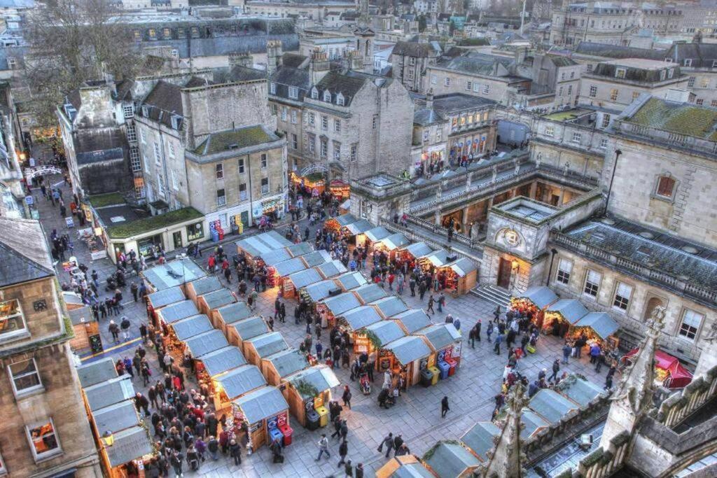 Stunning & Milsom Street Bath