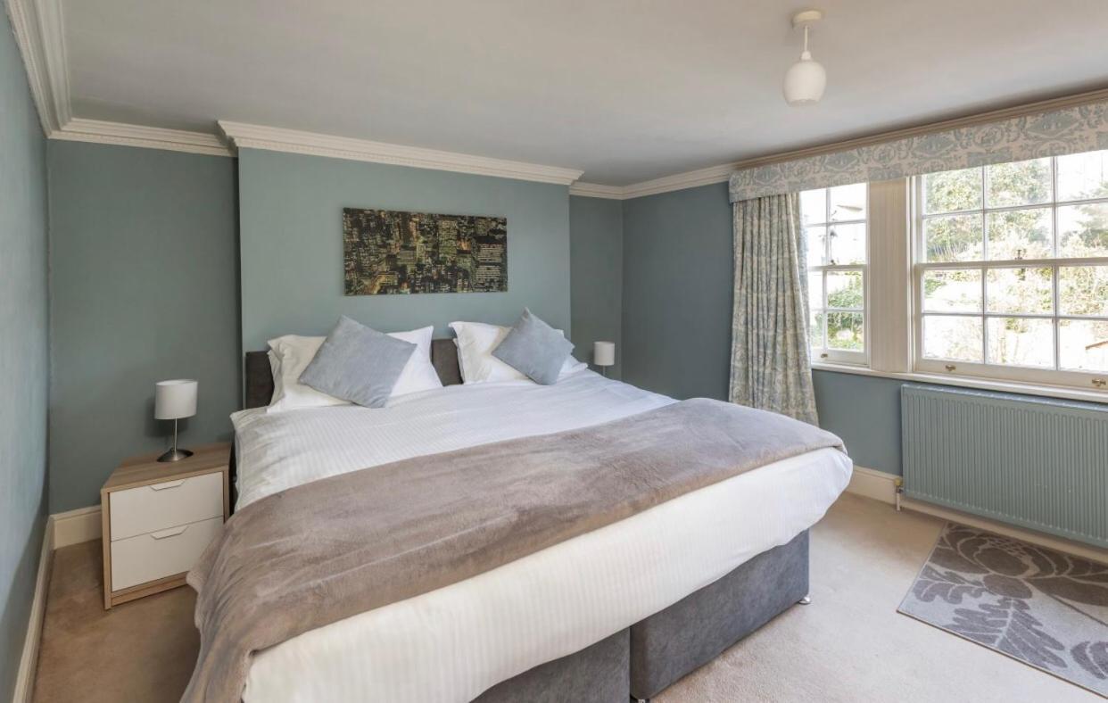 Ivory House - Stunning Central Townhouse Bath