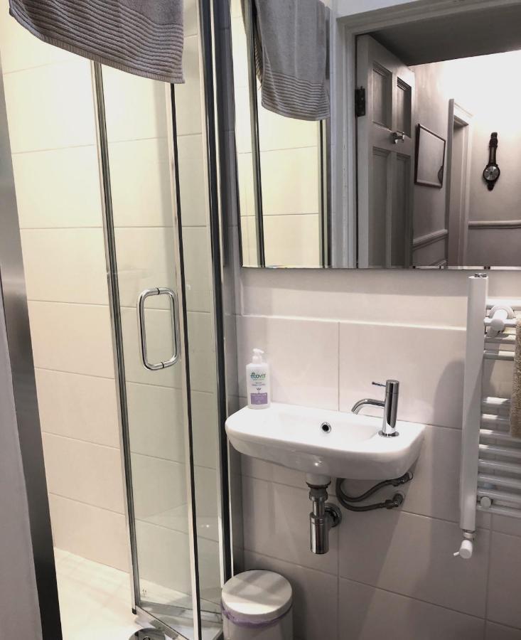 Lauras Townhouse Thomas Street Townhouse * Bath