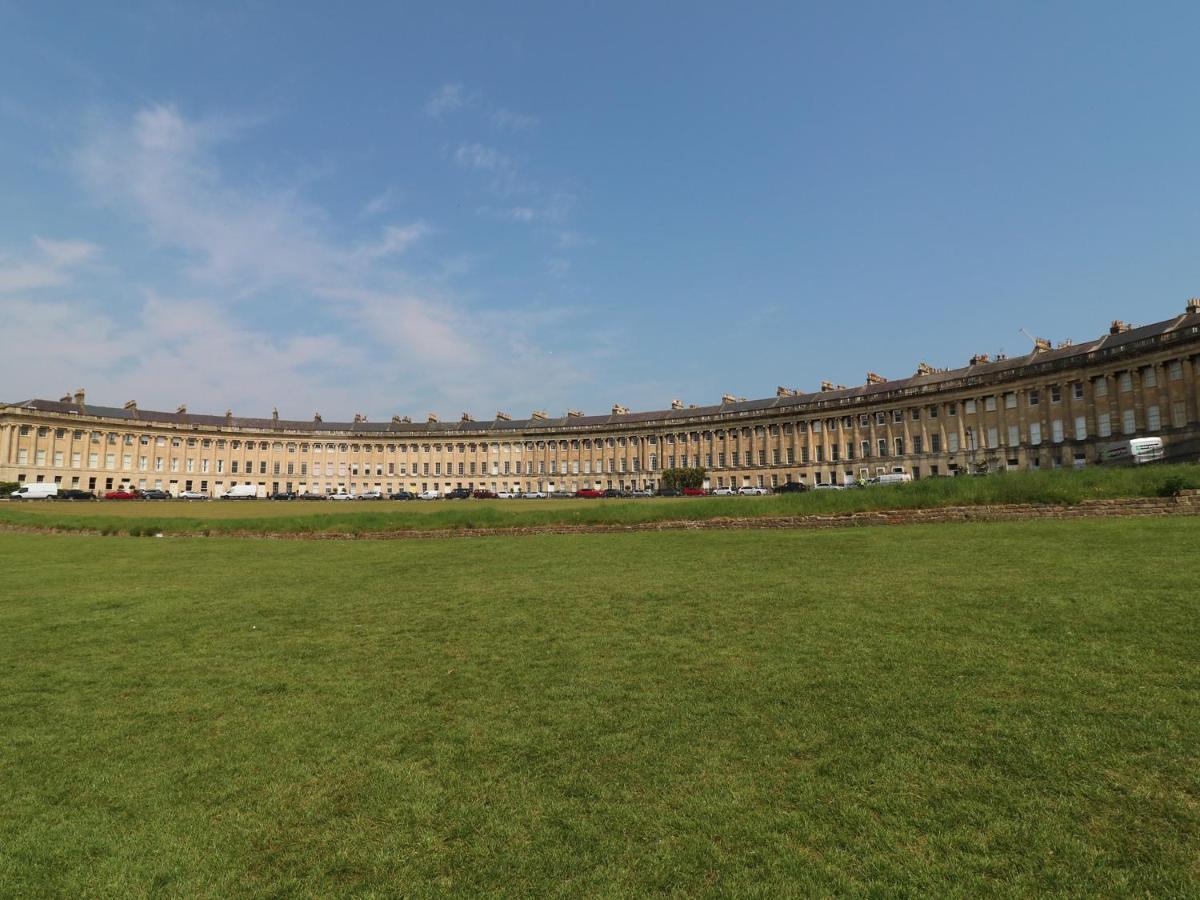 33 Crescent Gardens * Bath