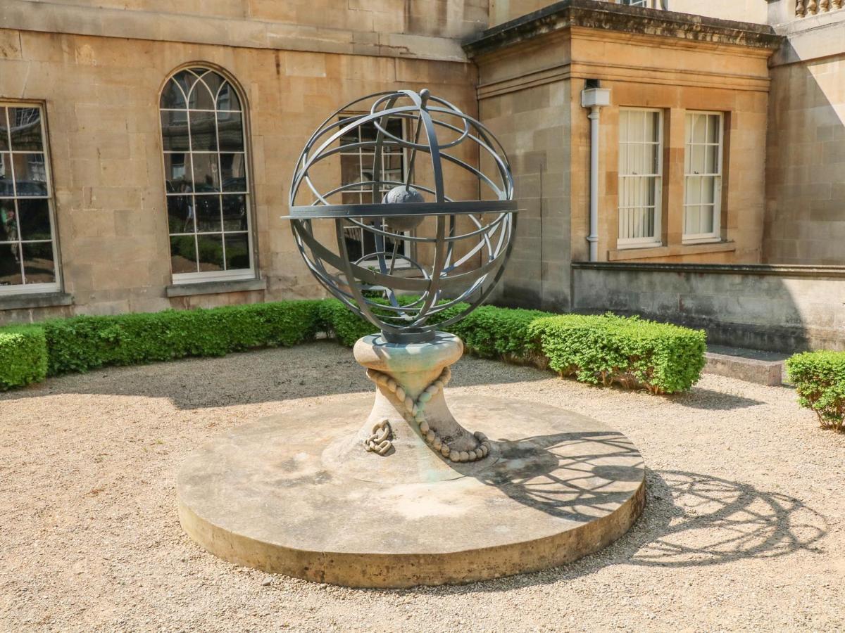 33 Crescent Gardens * Bath