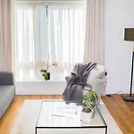 Henge House, Bluestone Apartment