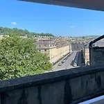 The Great Pulteney Penthouse, Bath City Centre