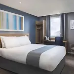 Travelodge Bath Waterside