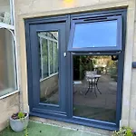 The Retreat, Luxury Studio Apartment In Bath With Parking