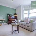 Huge Four Bedroom Townhouse By Purestay Short Lets & Serviced Accommodation Bath