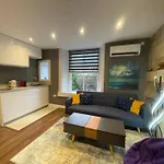 Cosy Studio - Bath Centre Near Train Station