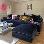 Boutique Bath Apartment With 2 Beautiful Bedrooms