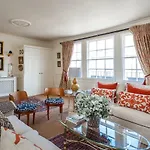 Luxury Regency Apartment In Bath City Centre