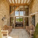 Thistle Barn