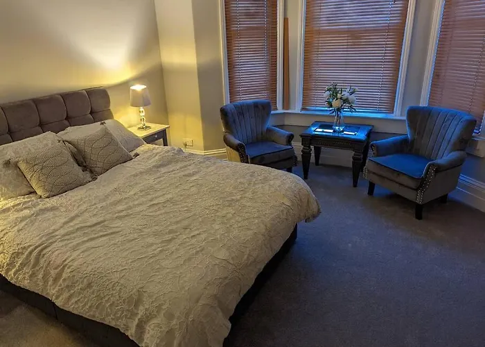 Gorgeous Cosy Flat With Free Parking And Garden