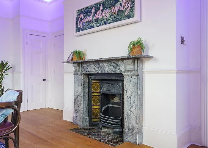 The Steam House - 3 Bedroom Townhouse In Bath By Mint Stays