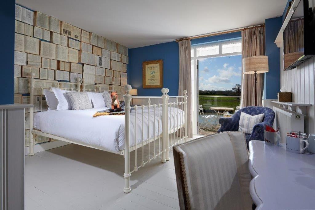The Boathouse 4*