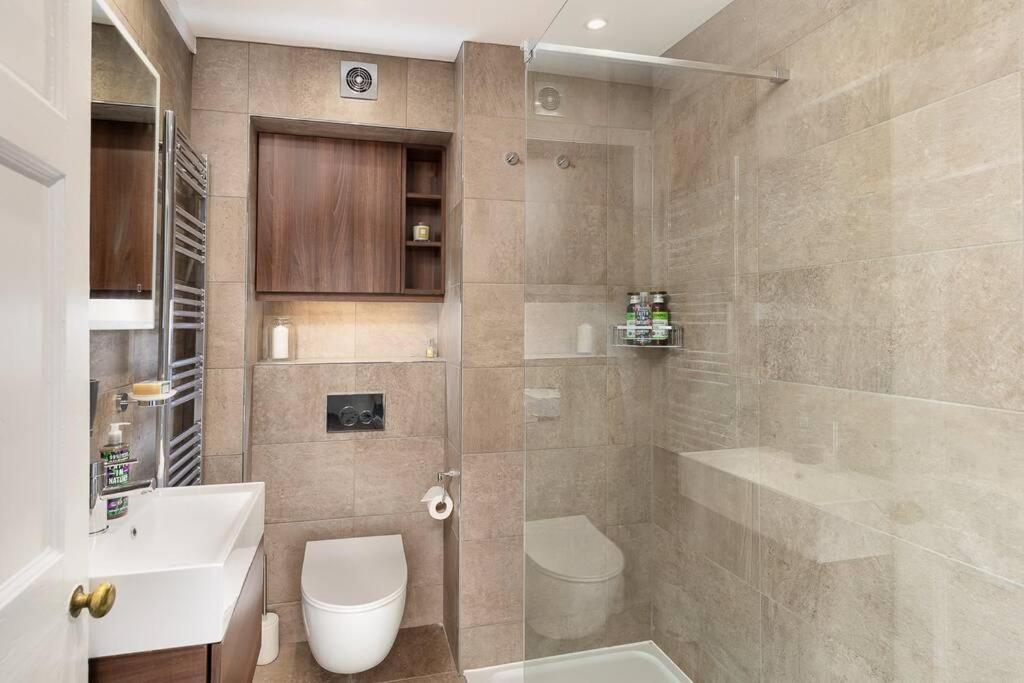 The Loft At 13 Rivers Street * Bath