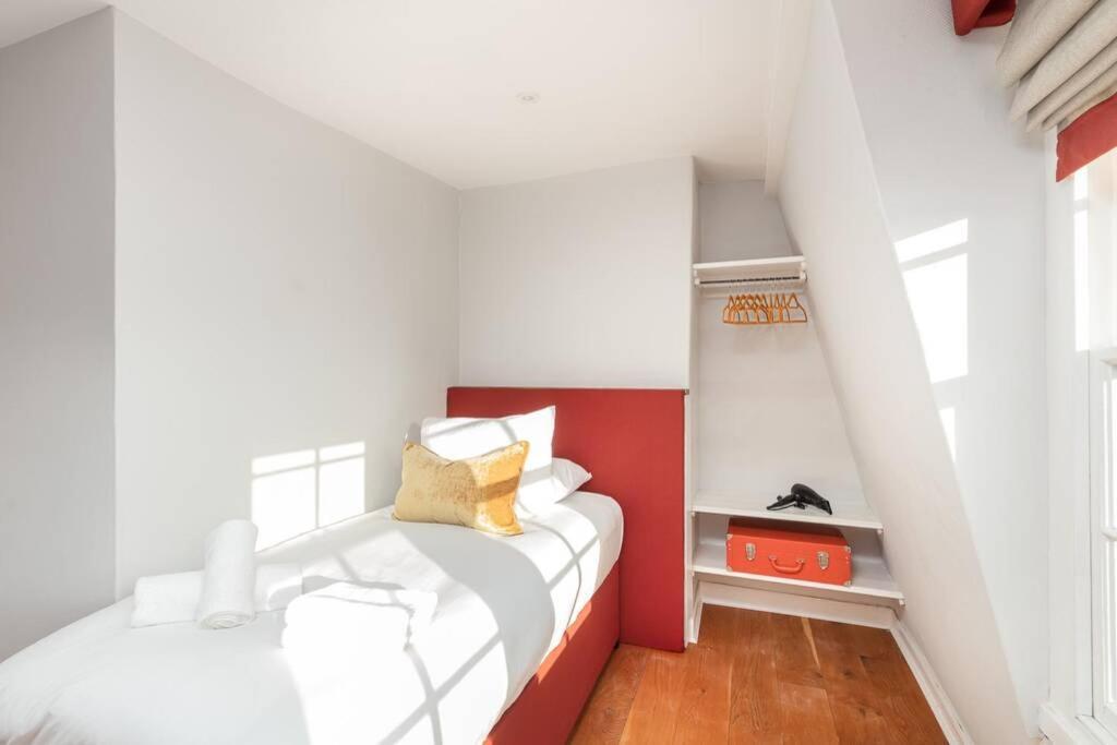The Loft At 13 Rivers Street *