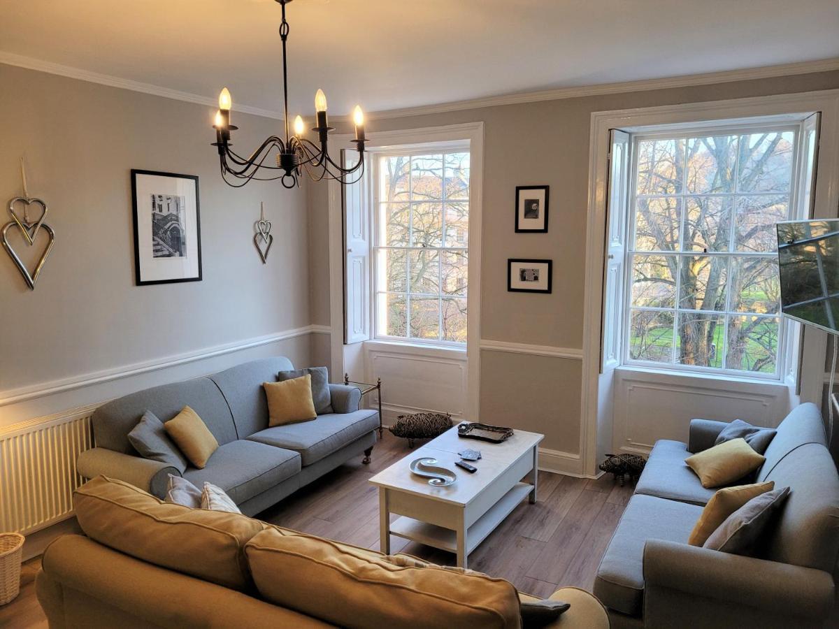 Park View Two-bedroom Bath