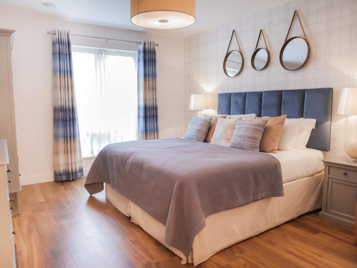 Henge House, Bluestone Bed & Breakfast Bath