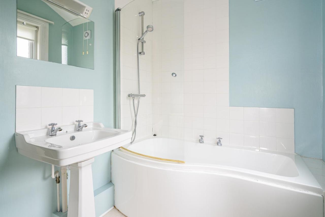 Holiday home Fantastic, Spacious 3 Bedroom House With Garden