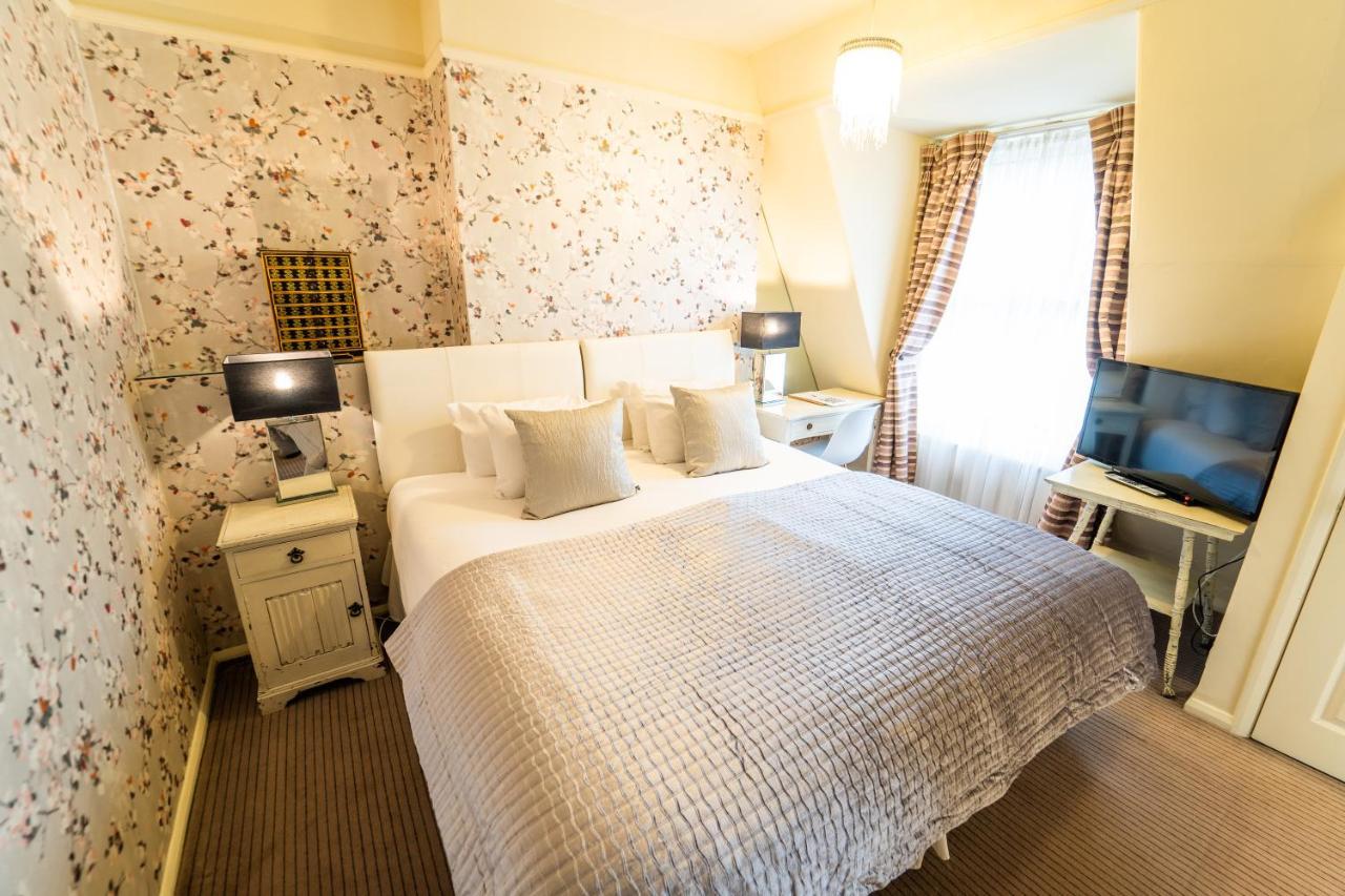Brooks Guest house