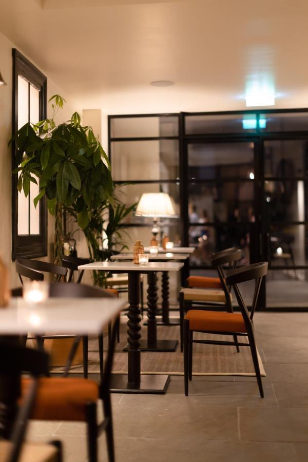 Inn The Yard In 4*