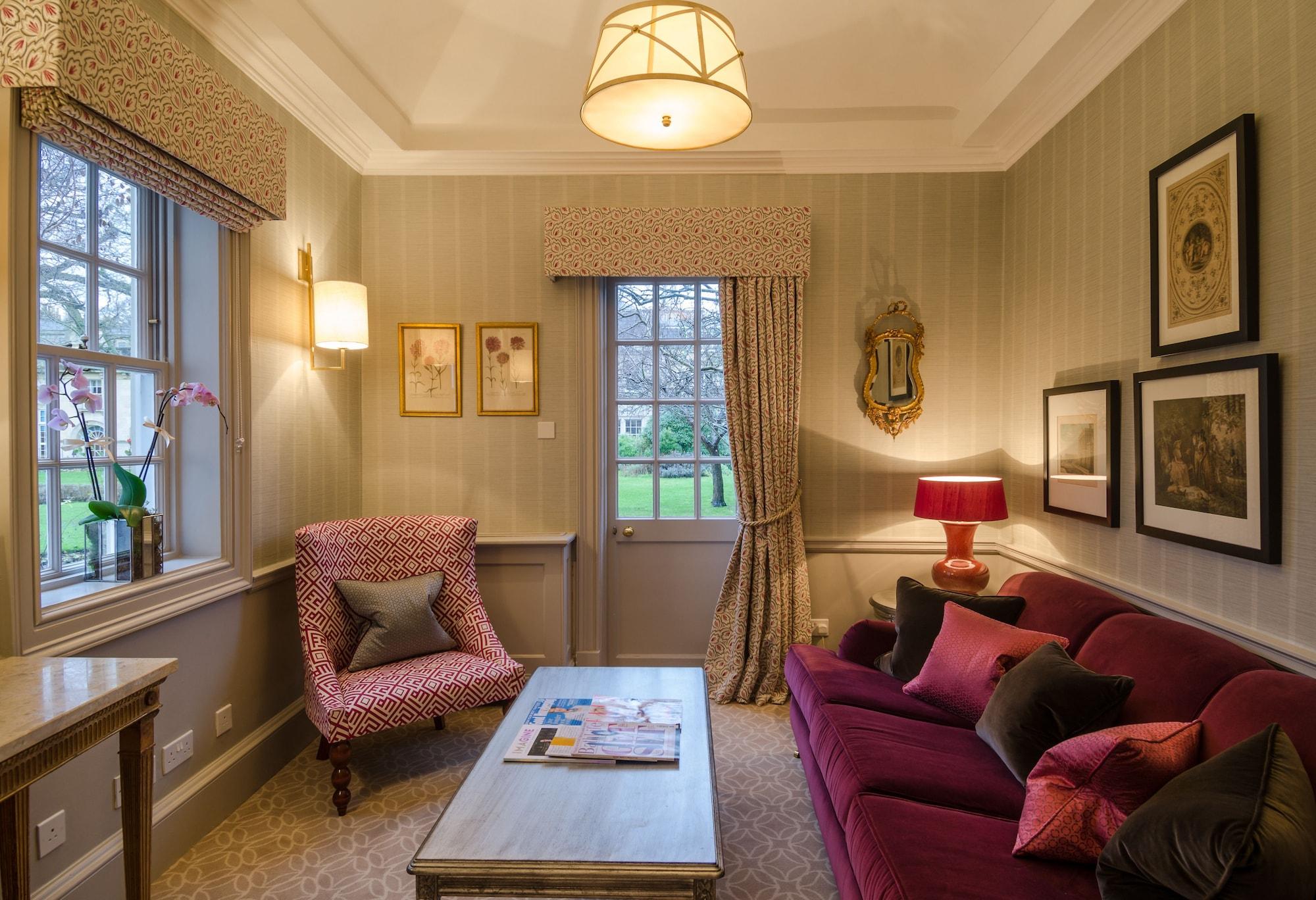 The Royal Crescent & Hotel 5*