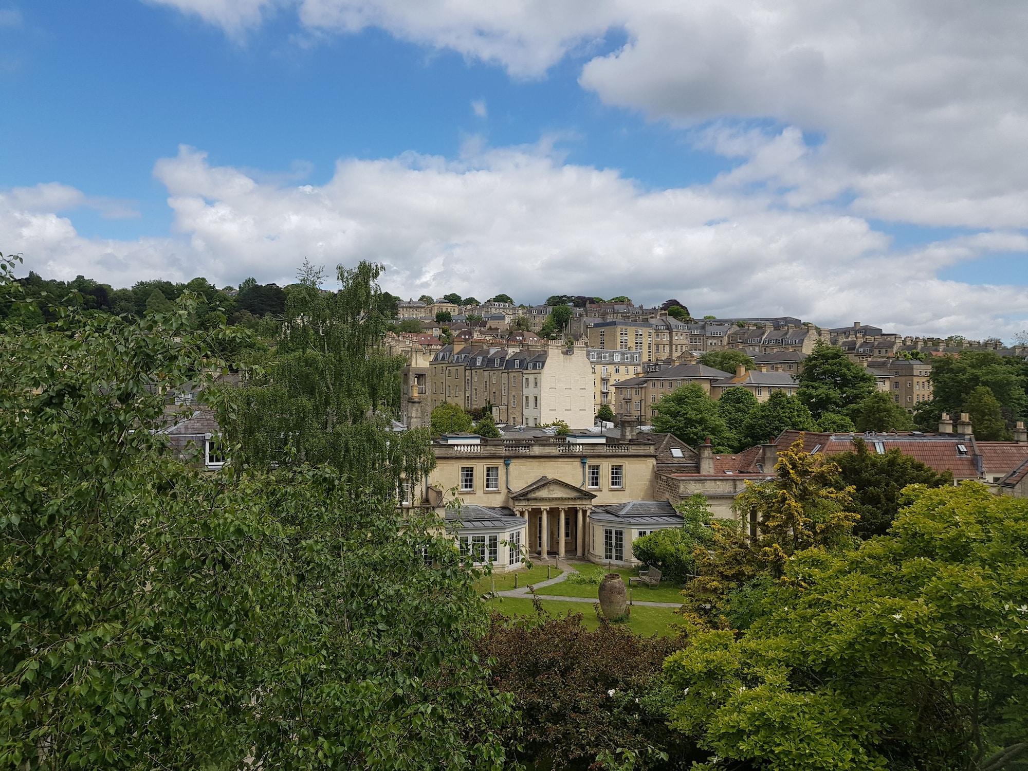 The Royal Crescent & 5*